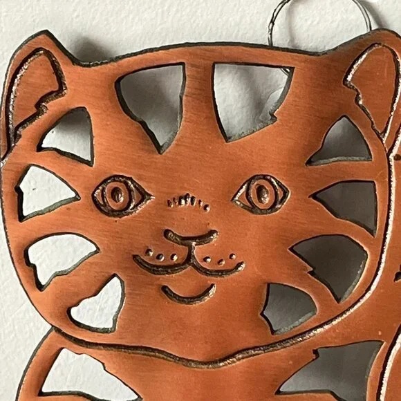 Vintage '90s ODI Cat Trivet Copper & Cast Iron Wall Hanging Hot Plate Farmhouse - Picture 7 of 11